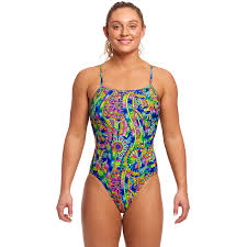 Baju Perempuan Funkita Cut Out Fit Size 24