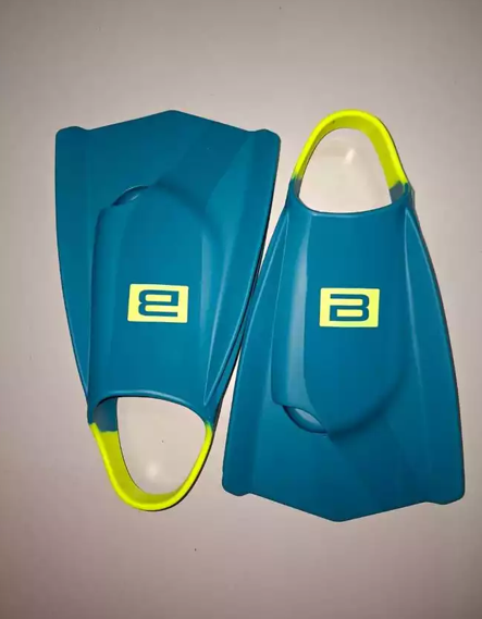 B FINS GREEN