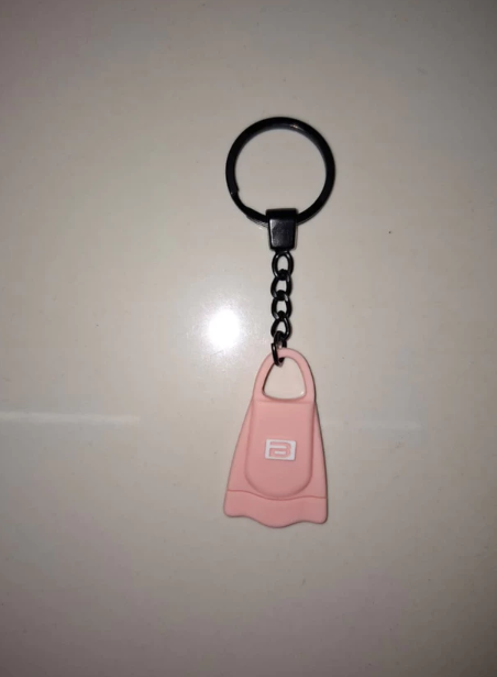 GANTUNGAN KUNCI B FINS