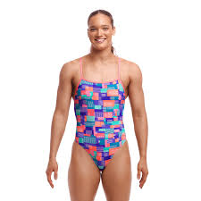 Baju Perempuan Funkita Cut Out Fit Size 30